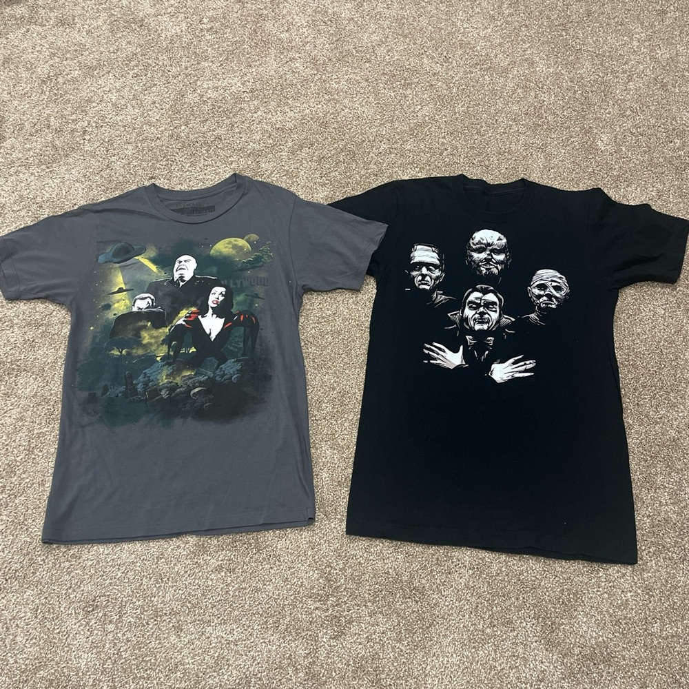 Fright Rags Rare Plan 9 from outer space Ghouls T shirt Bundle
Guys Small